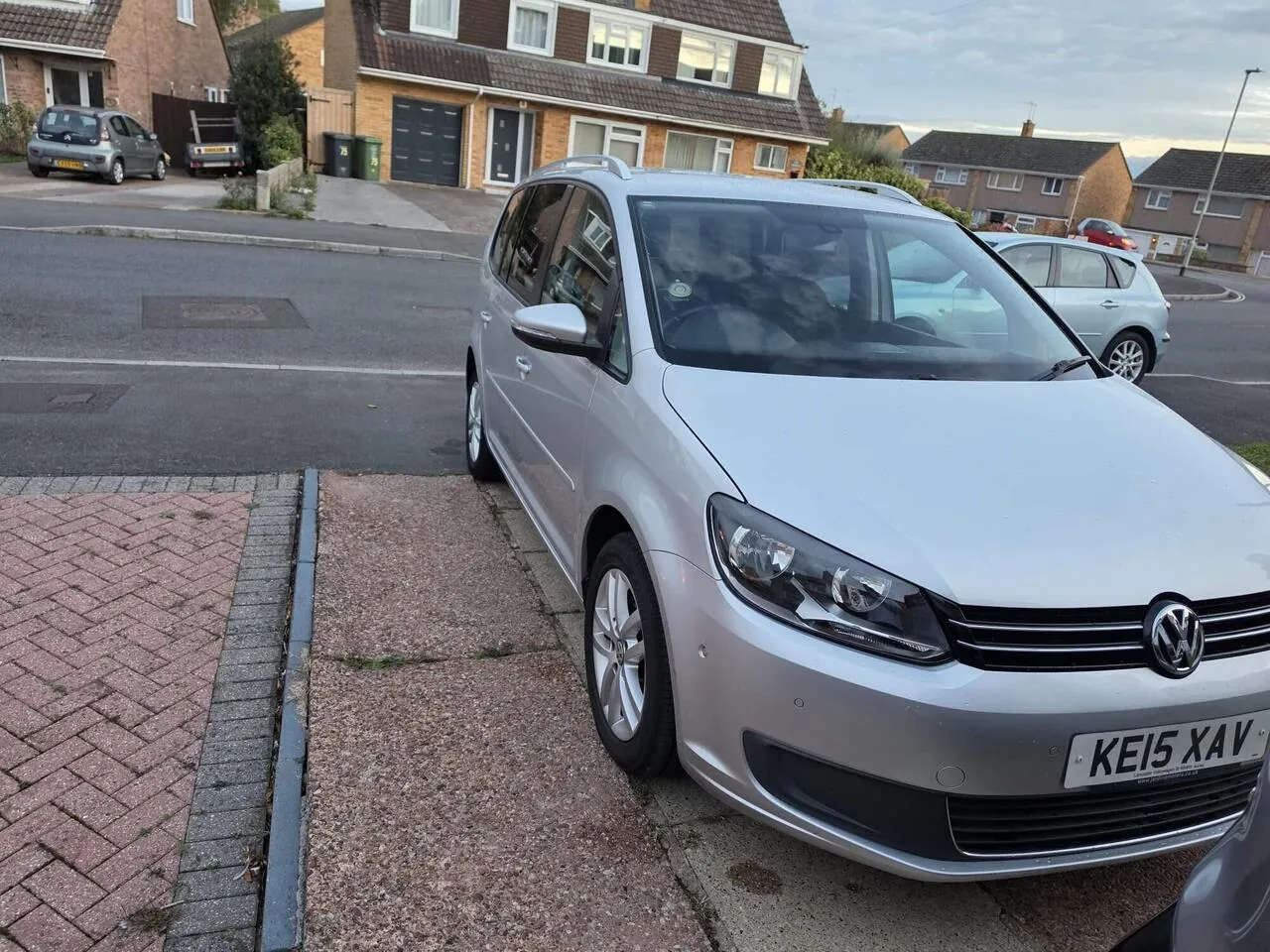 Volkswagen Touran 2015 photo 3