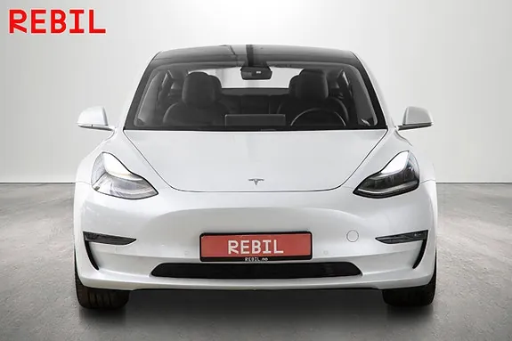 Tesla Model 3 2020 photo 3