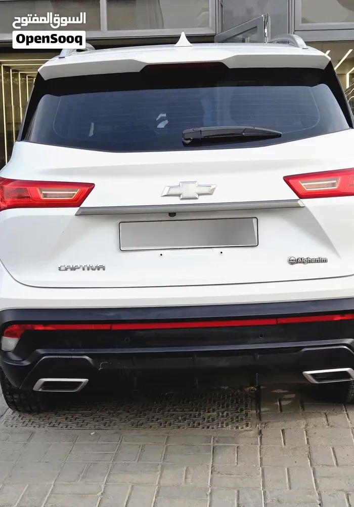 Chevrolet Captiva 2023 photo 2