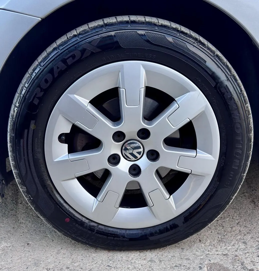Volkswagen Polo 2012 photo 5