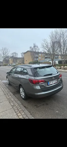 Opel Astra 2018 photo 2