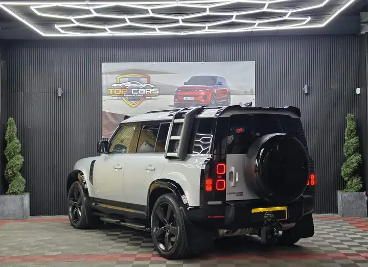 Land Rover Defender 110 2020 photo 4