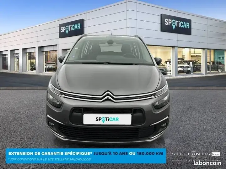 Citroen C4 2022 photo 2