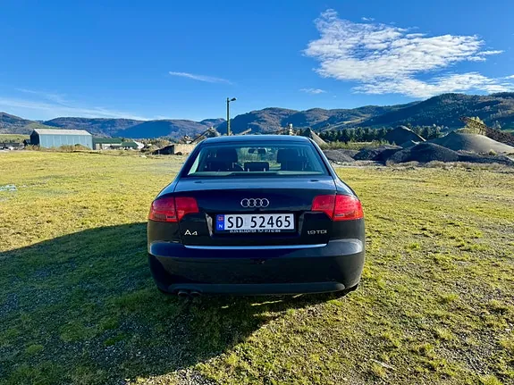 Audi A4 2007 photo 4