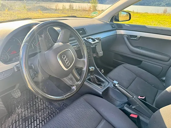 Audi A4 2007 photo 5