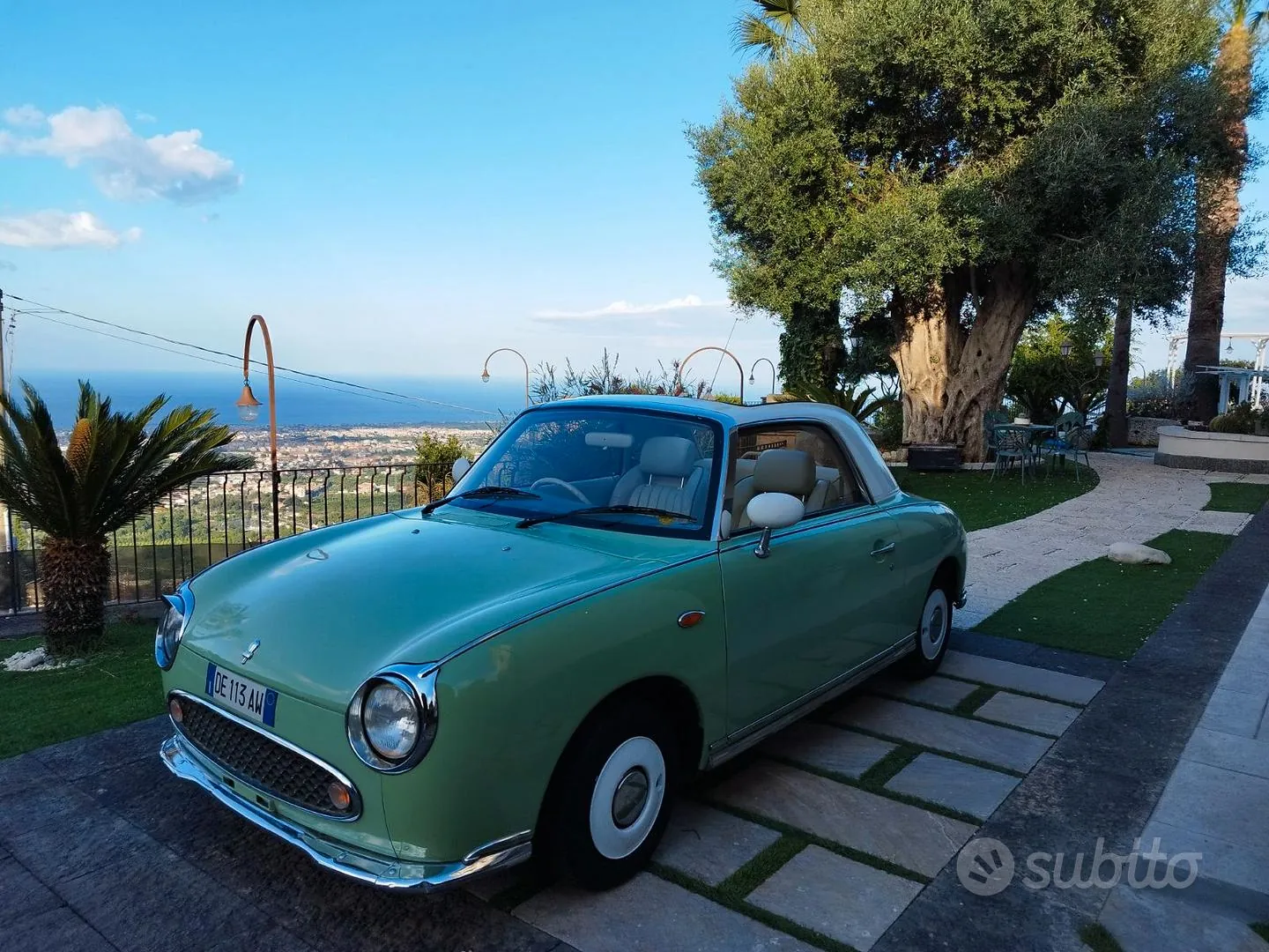Nissan Figaro
