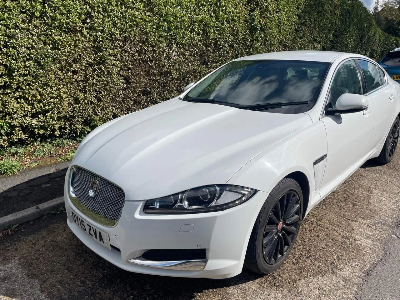 Jaguar Xf 2015 photo 3