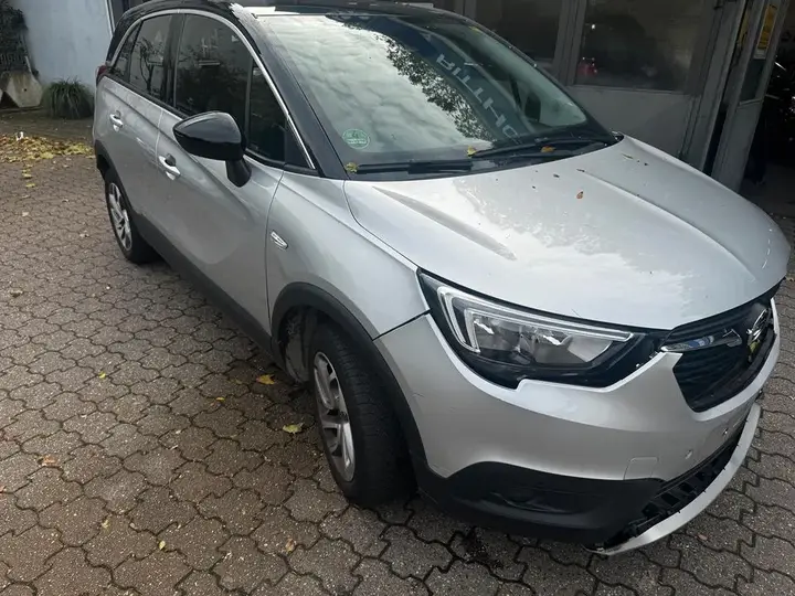 Opel Crossland X