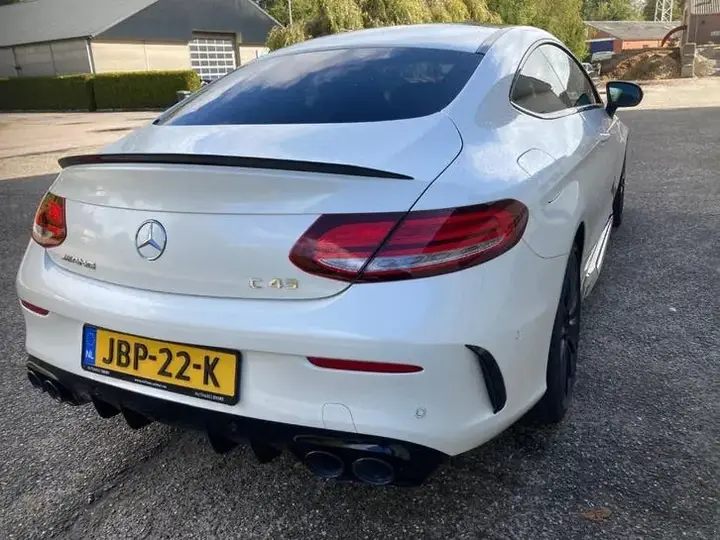 Mercedes-Benz C-Class 2020 photo 4