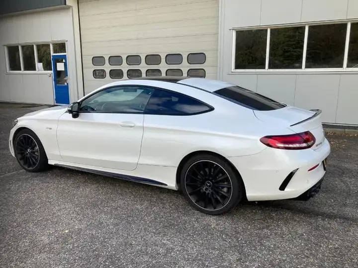 Mercedes-Benz C-Class 2020 photo 2
