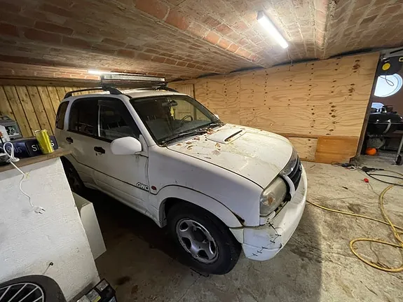 Suzuki Grand Vitara 2003 photo 2