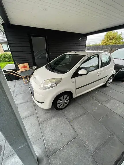 Citroen C1 2010 photo 2