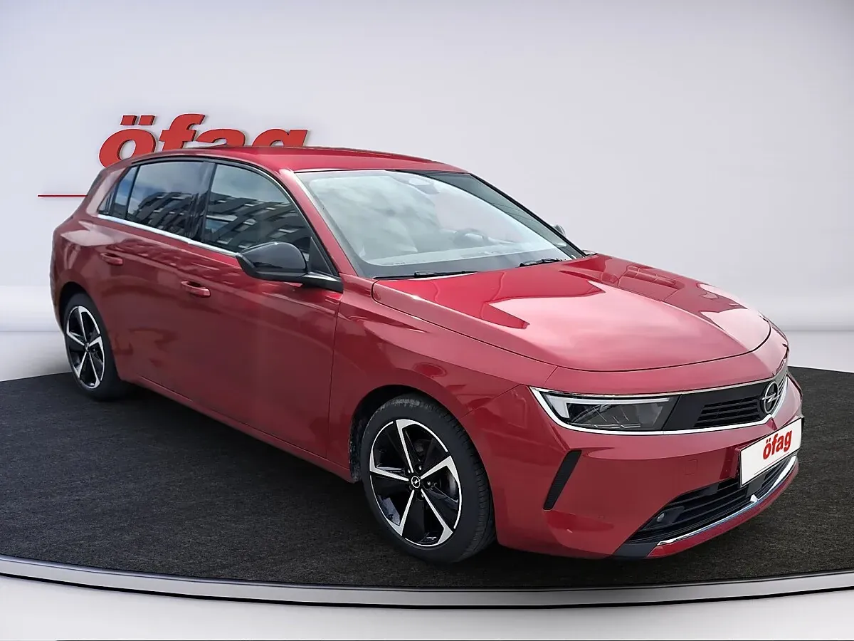 Opel Astra 2023 photo 3