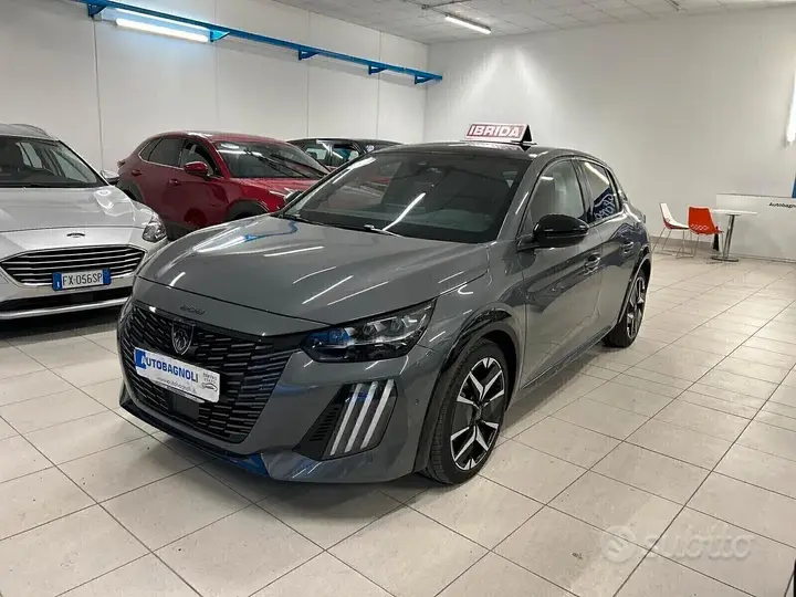 Peugeot 208 2025 photo 2