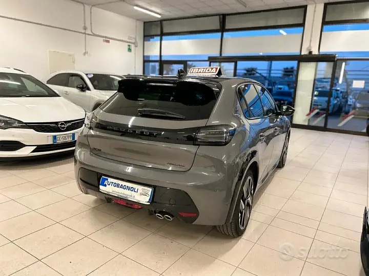 Peugeot 208 2025 photo 3