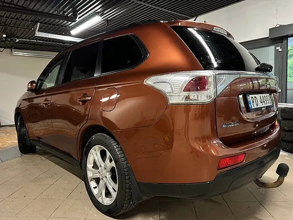 Mitsubishi Outlander 2013 photo 3