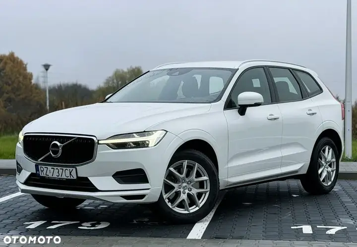 Volvo Xc60 2021 photo 2
