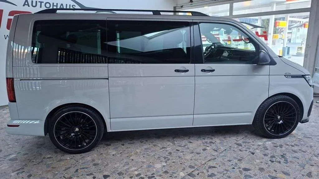 Volkswagen Multivan 2020 photo 5