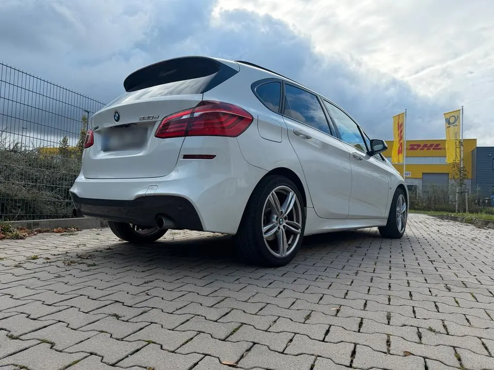 BMW 220D