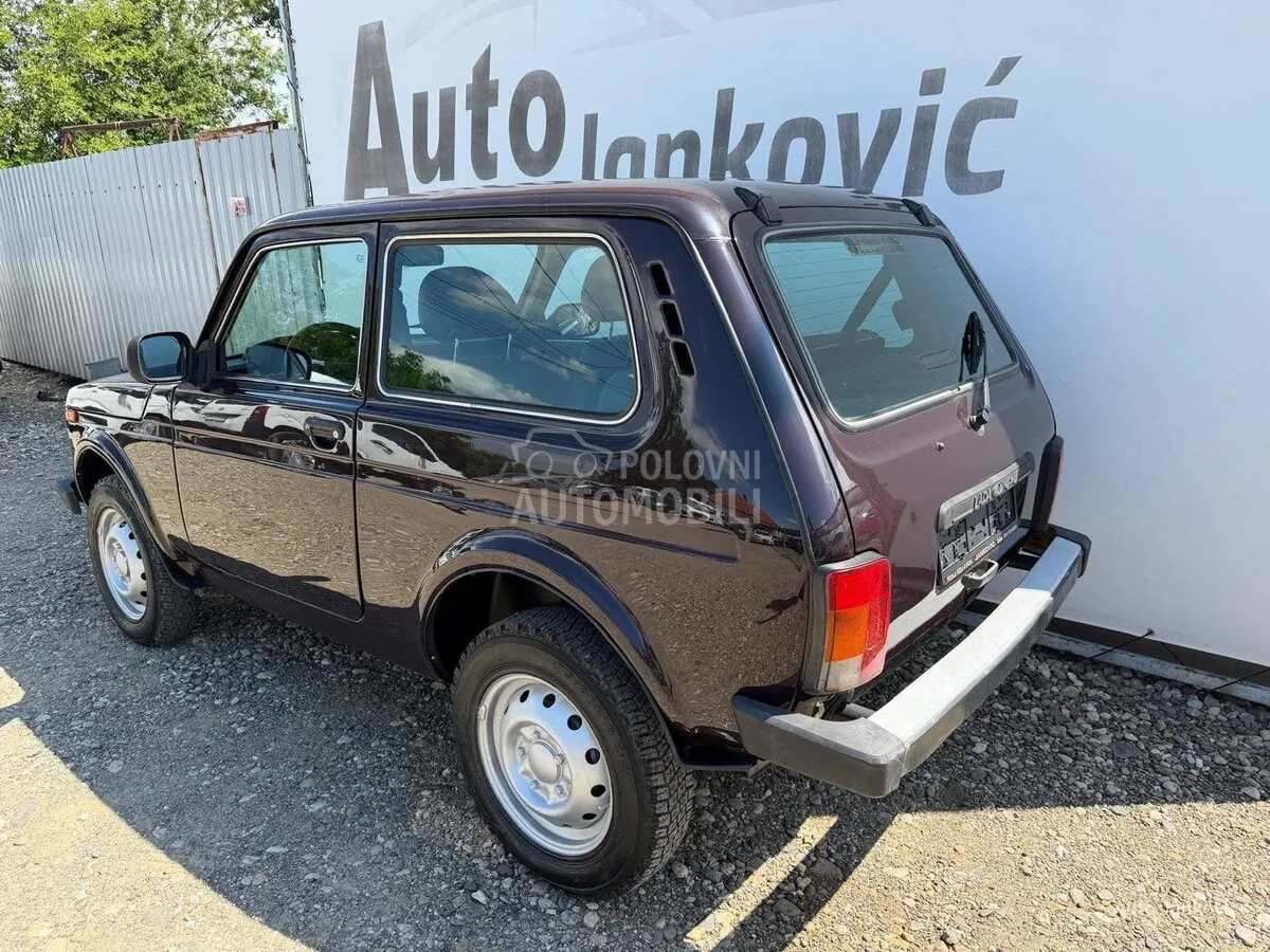 Lada Niva 2015 photo 2