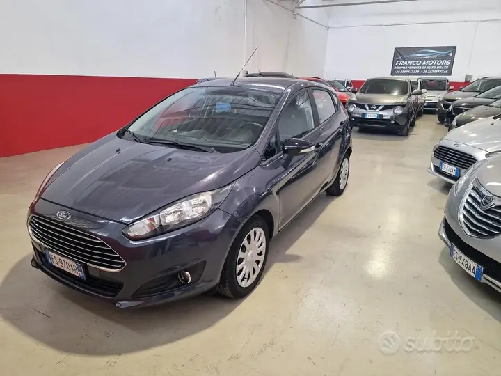 Ford Fiesta 2014 photo 2