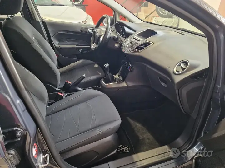 Ford Fiesta 2014 photo 4