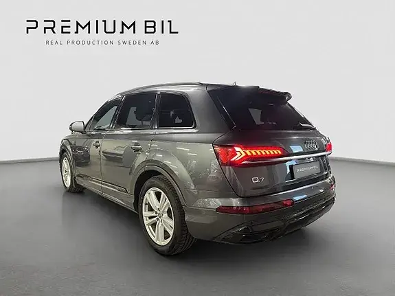 Audi Q7 2020 photo 5