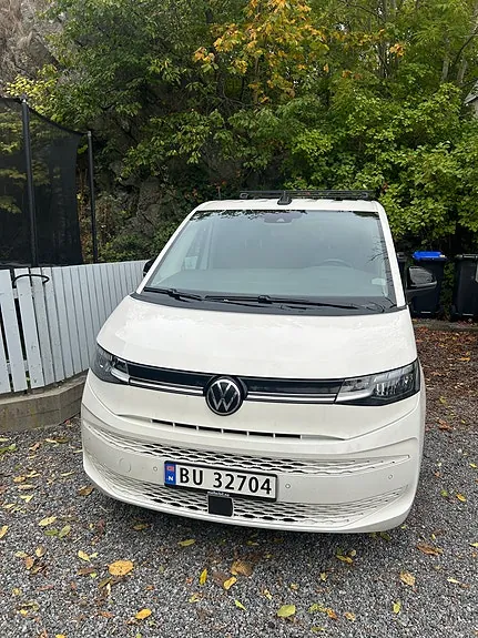 Volkswagen Multivan 2022 photo 2
