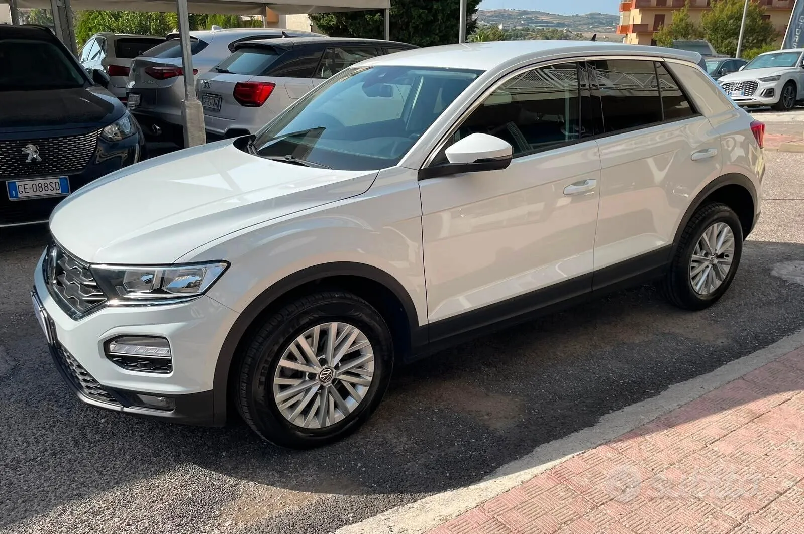 Volkswagen T-Roc 2020 photo 4