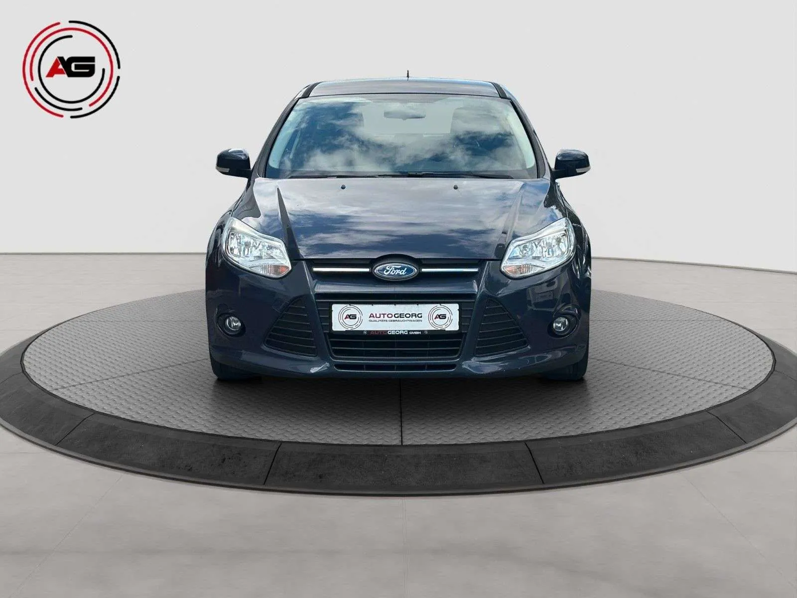 Ford Focus 2013 photo 2