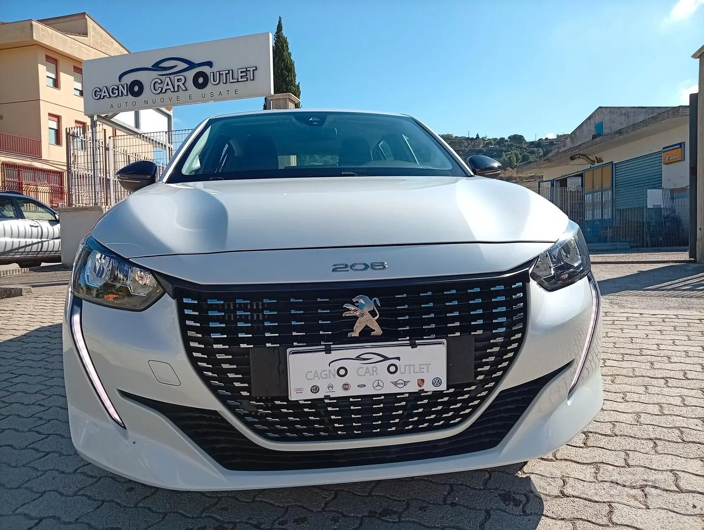 Peugeot 208