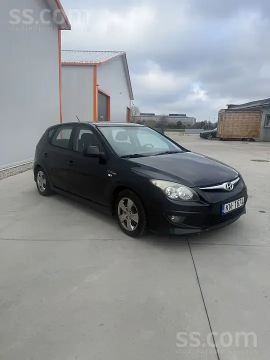 Hyundai I30 2010 photo 2