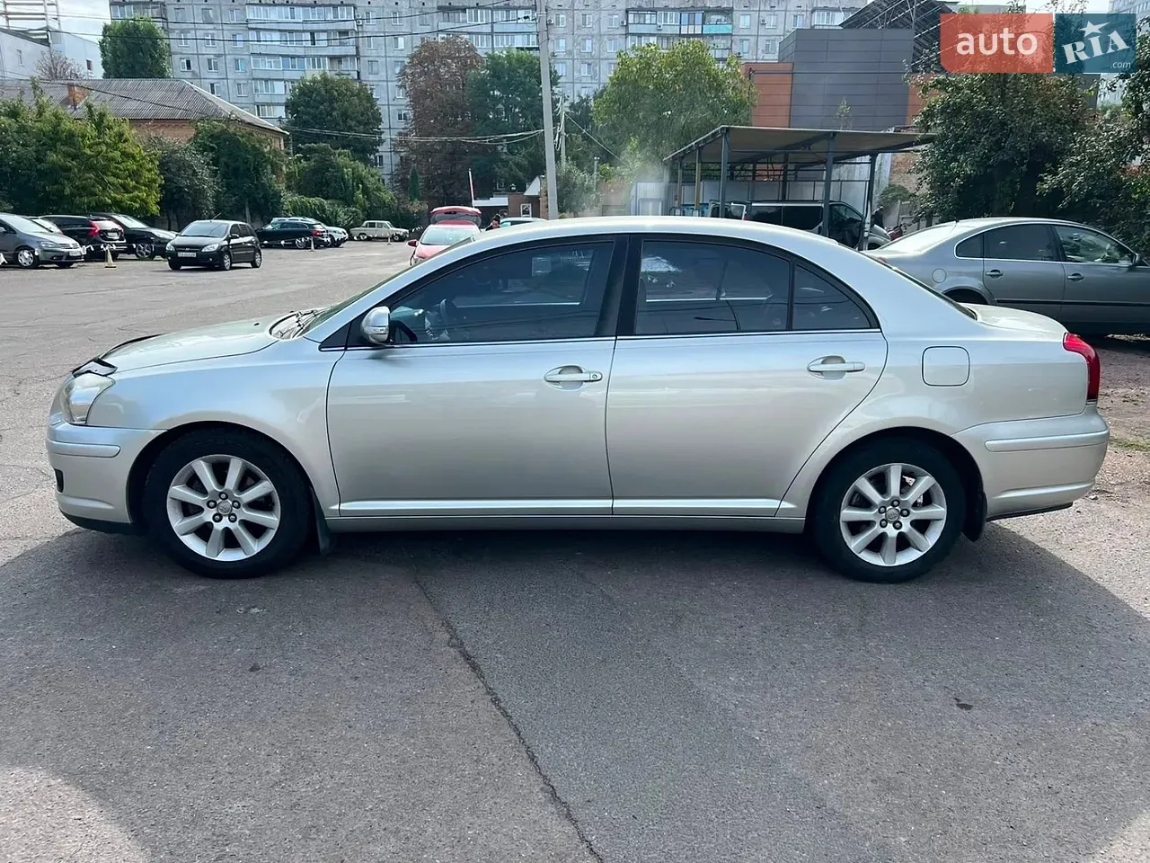 Toyota Avensis 2006 photo 2