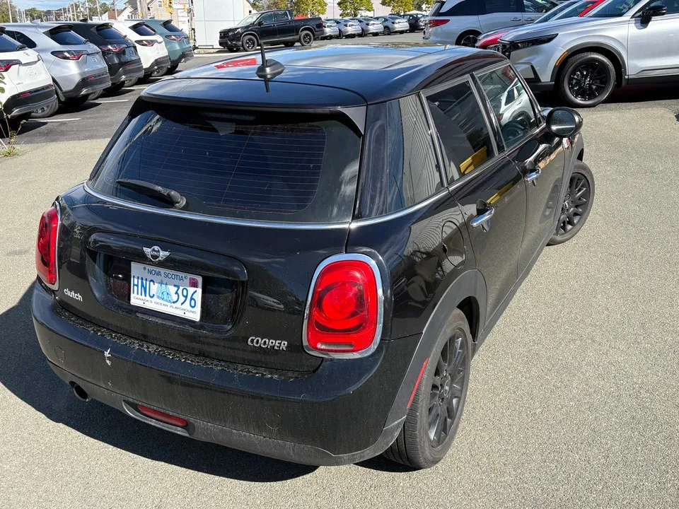 Mini Cooper 2017 photo 2