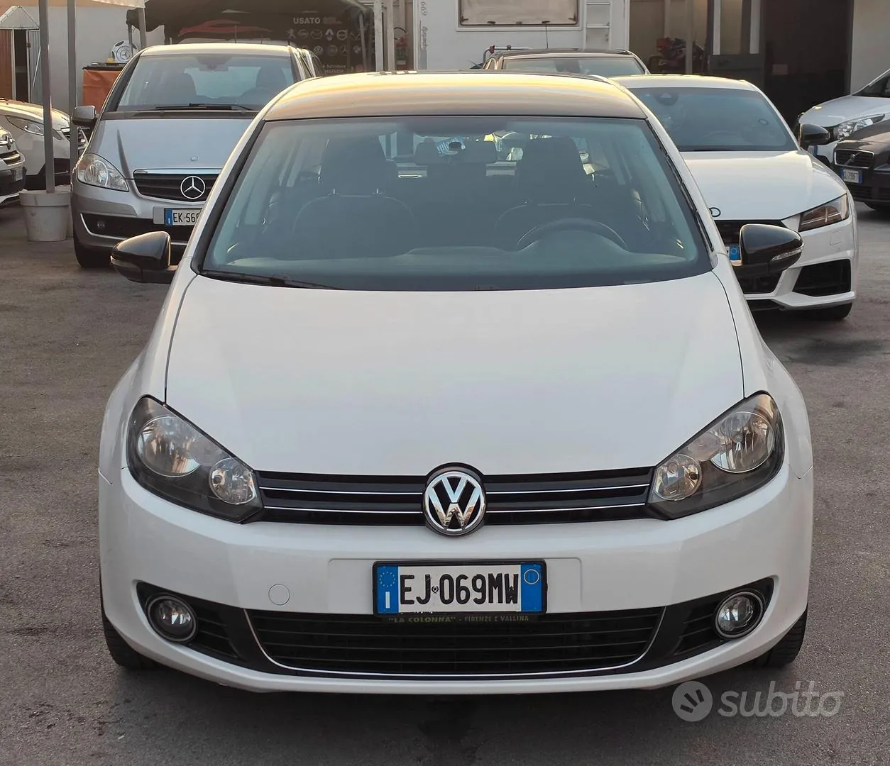 Volkswagen Golf 2011 photo 2