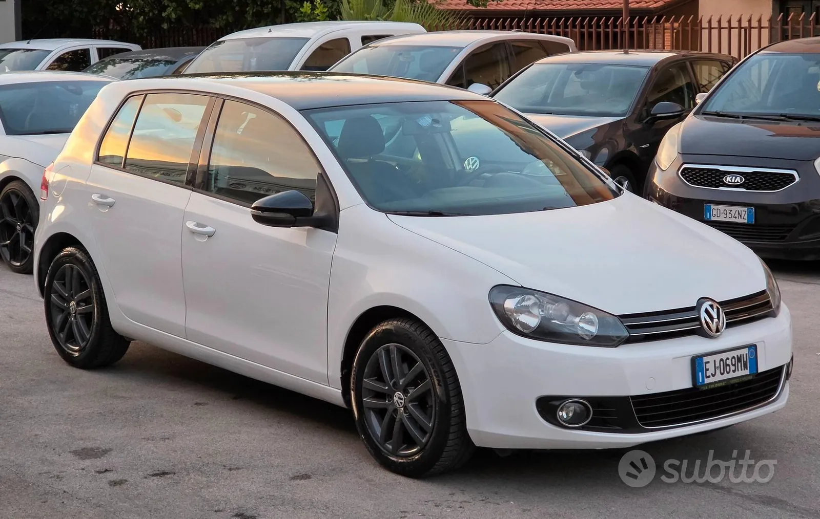 Volkswagen Golf 2011 photo 3