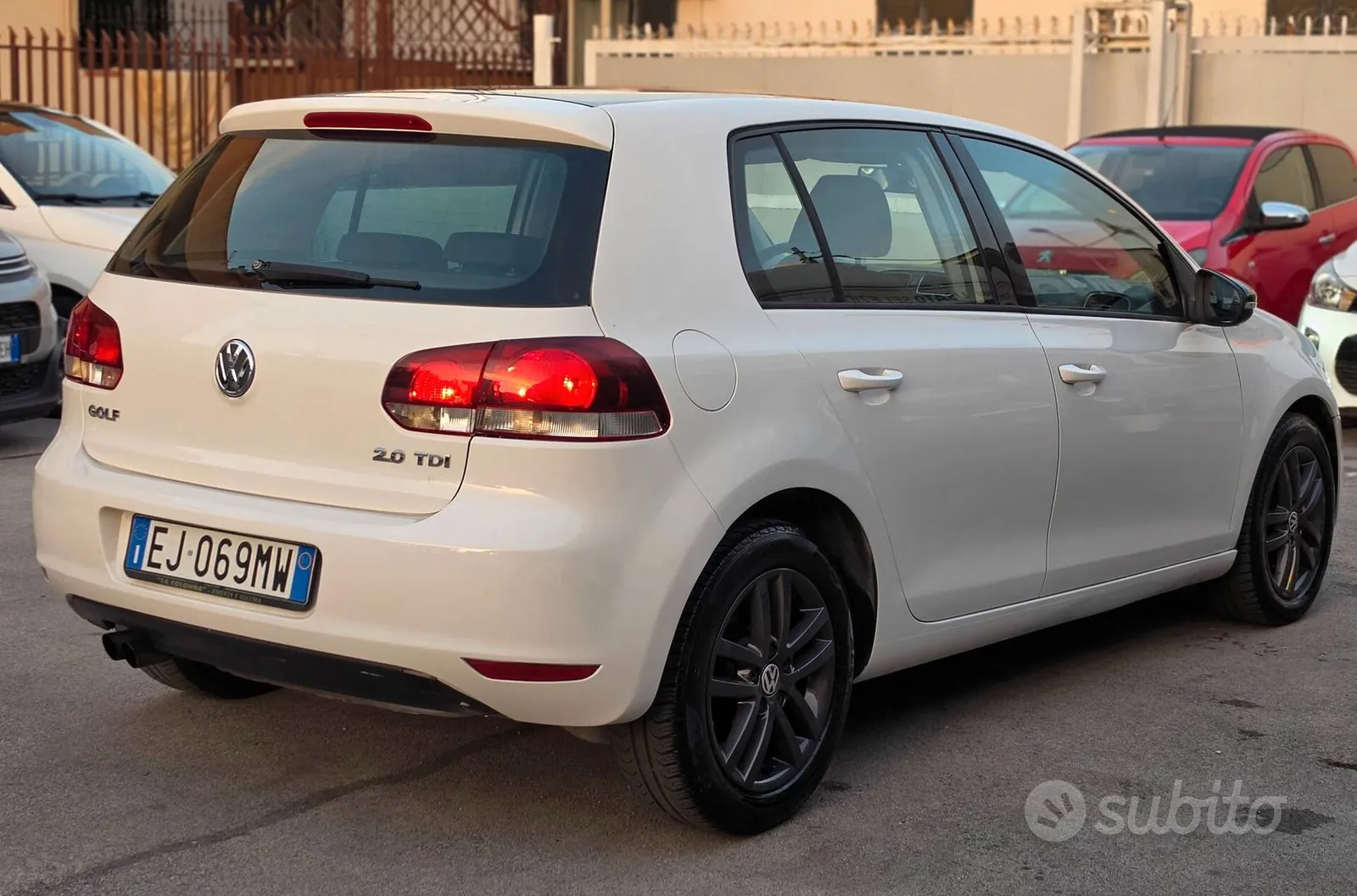 Volkswagen Golf 2011 photo 4