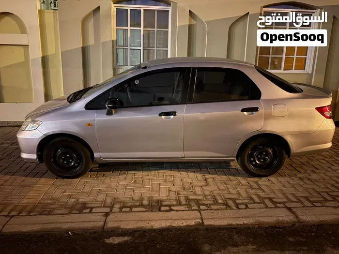Honda City 2004 photo 5