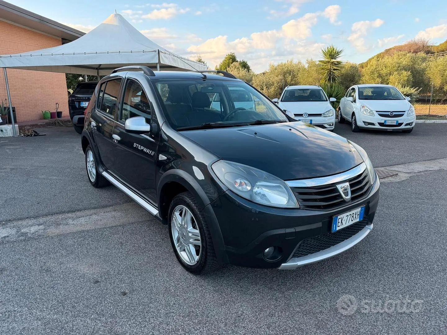 Dacia Sandero 2012 photo 2