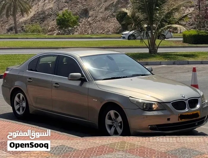 BMW 523I 2010 photo 2