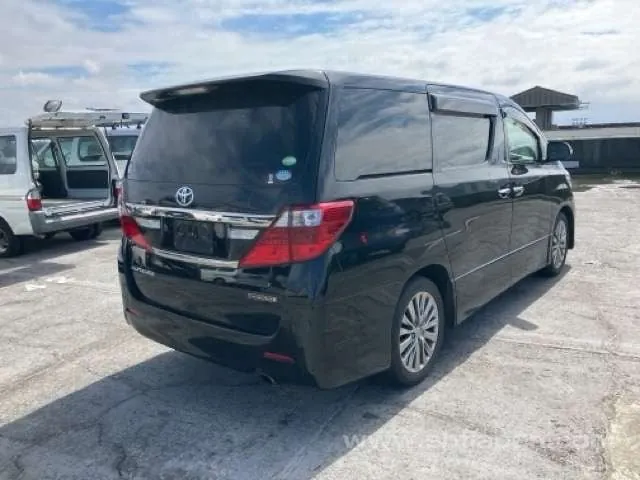 Toyota Alphard 2014 photo 4