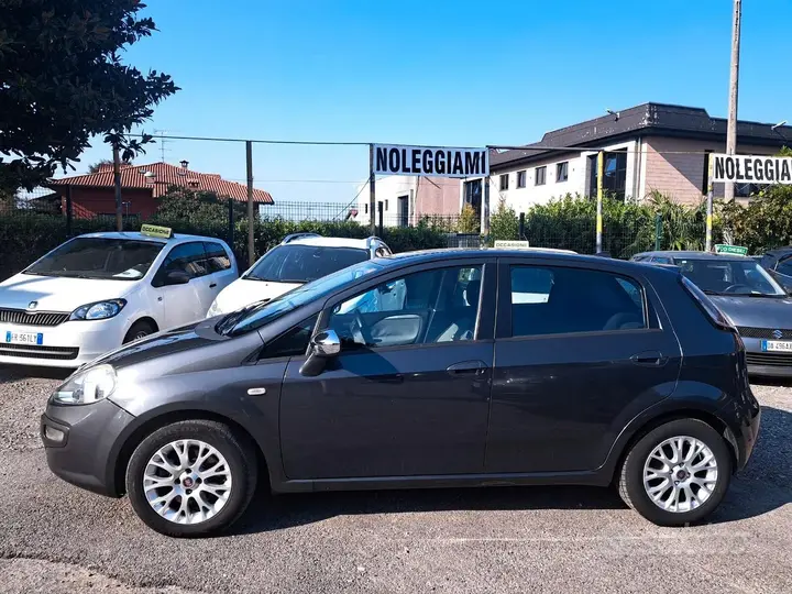 Fiat Punto Evo 2011 photo 5