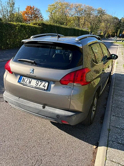 Peugeot 2008 2013 photo 2