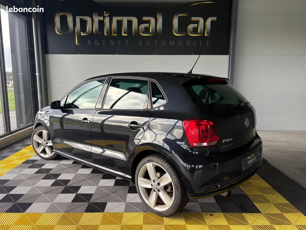 Volkswagen Polo 2012 photo 3