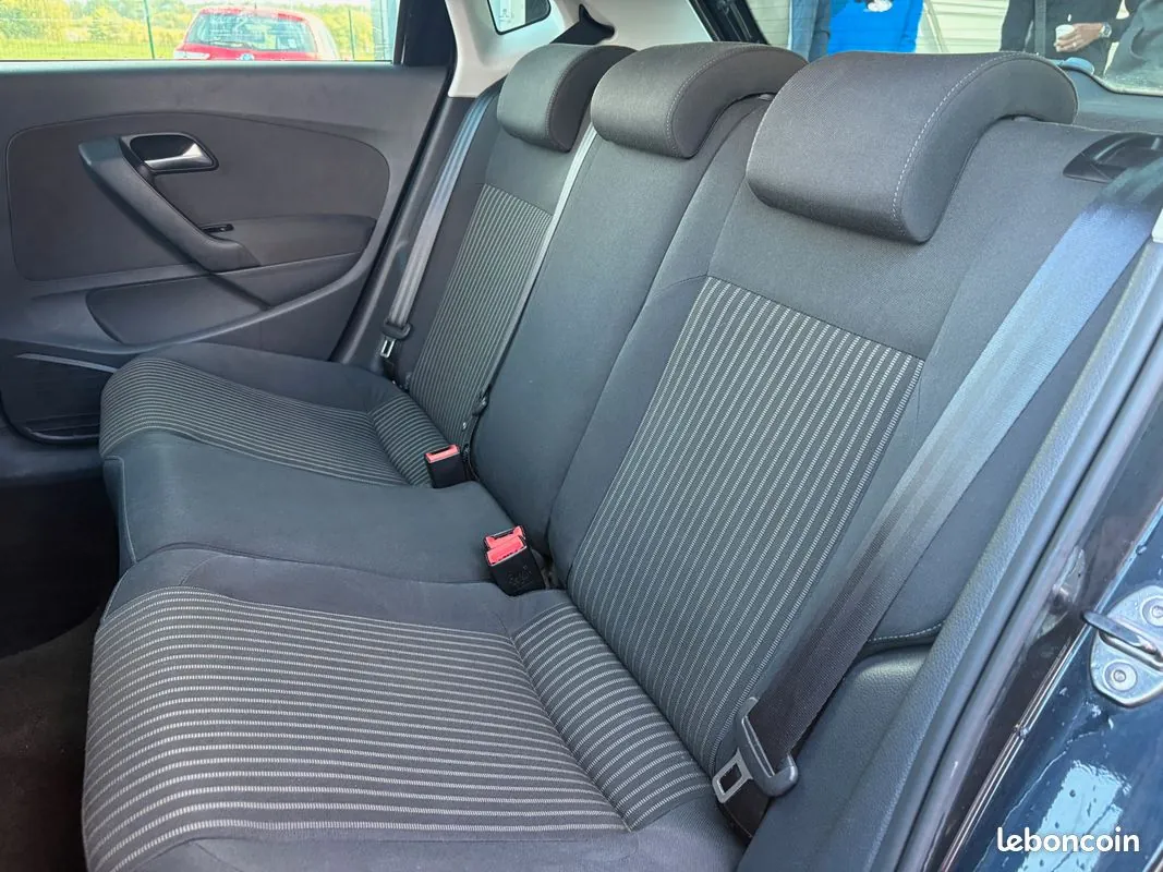 Volkswagen Polo 2012 photo 4
