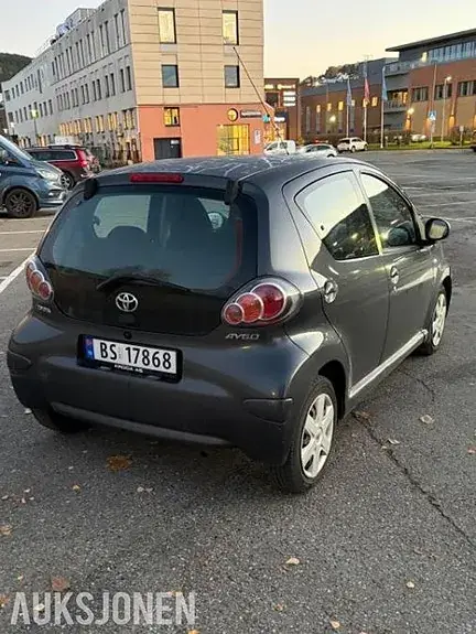 Toyota Aygo 2011 photo 5