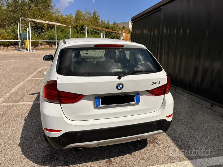 BMW X1 2014 photo 4