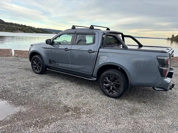 Isuzu D-Max 2023 photo 3