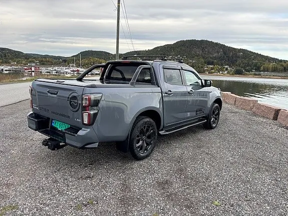 Isuzu D-Max 2023 photo 2