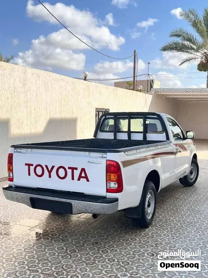 Toyota Hilux 2007 photo 3